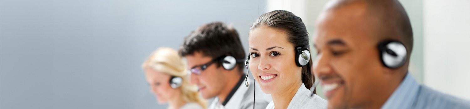 mitarbeiterinnen im callcenter | 1&1 mitarbeiterinnen im callcenter